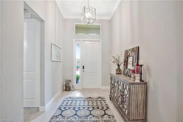 8651 Colony Trace Dr, Fort Myers, Florida 33908