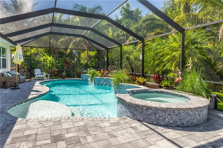 8651 Colony Trace Dr, Fort Myers, Florida 33908