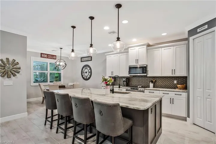 8651 Colony Trace Dr, Fort Myers, Florida 33908