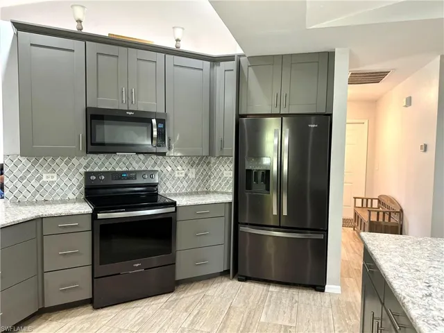 5212  Barth  ST, Lehigh Acres, FL 33971