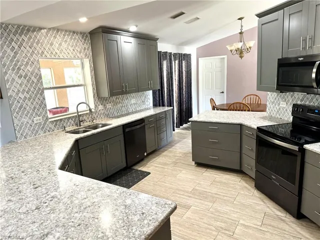 5212  Barth  ST, Lehigh Acres, FL 33971