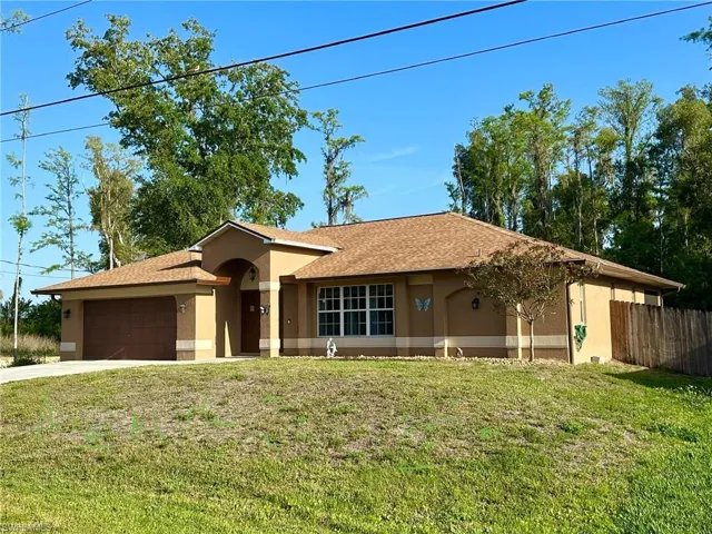 5212  Barth  ST, Lehigh Acres, FL 33971