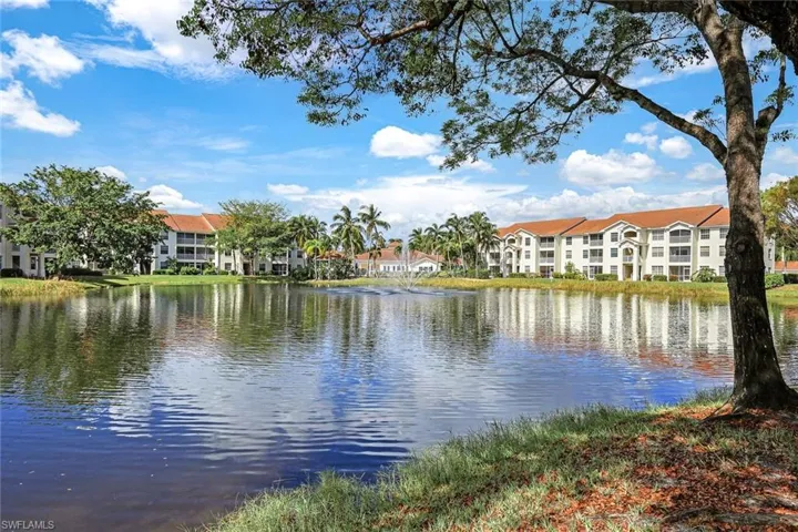 4690 Saint Croix Ln # 423, Naples Fl 34109