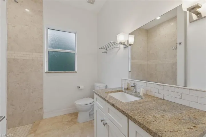 181  35th NE AVE, Naples, FL 34120