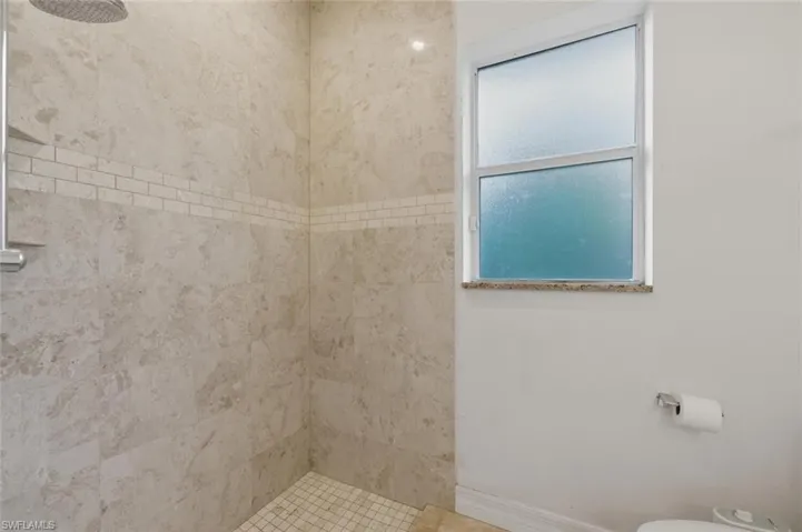 181  35th NE AVE, Naples, FL 34120