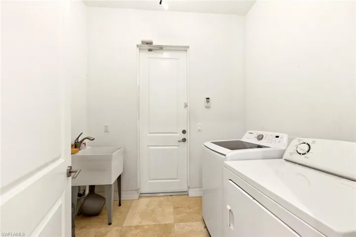 181  35th NE AVE, Naples, FL 34120