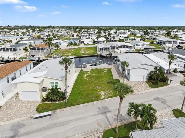 11501 Dogwood Ln, Fort Myers Beach, Florida 33931