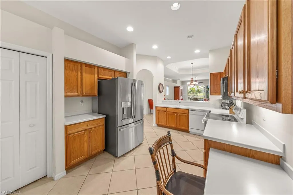 6683 Castlelawn PL, Naples, FL 34113,225034778