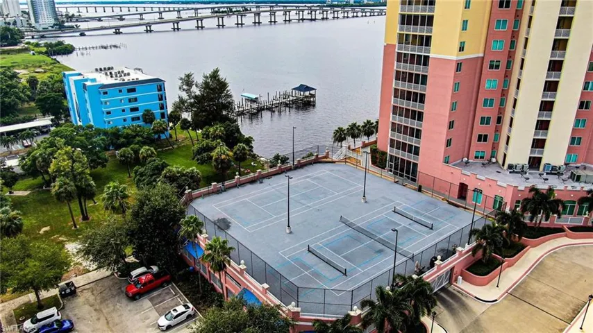 2743 1st St 406, Fort Myers, Florida 33916