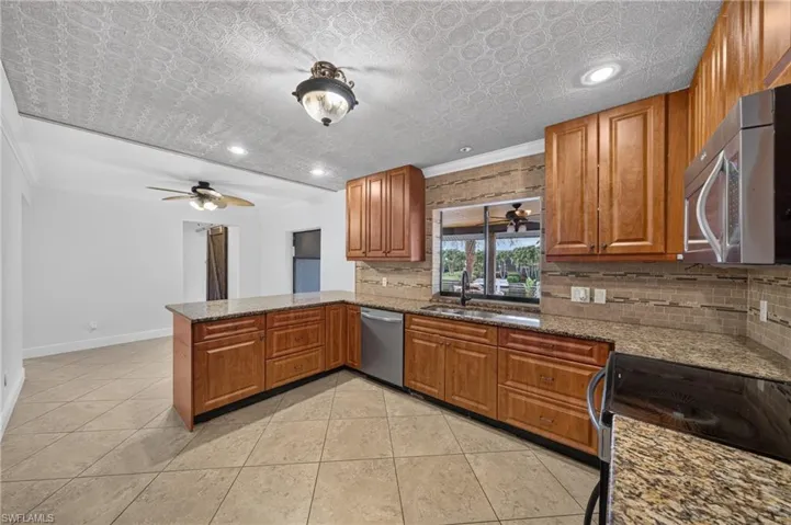 1919 Se 37th Ter, Cape Coral, Florida 33904
