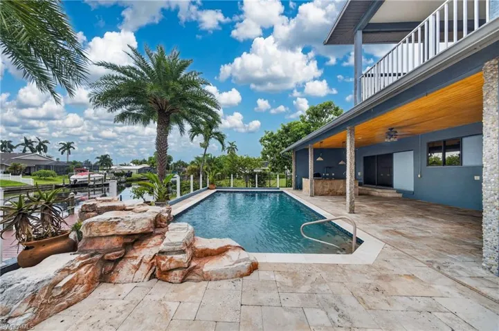 1919 Se 37th Ter, Cape Coral, Florida 33904