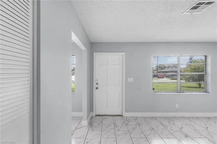 205 Purdue St, Lehigh Acres, Florida 33936
