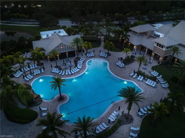 Pool/Community Center & Private Restaurant