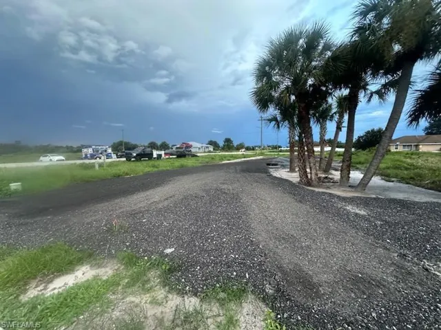 3300 Meadow Rd, Lehigh Acres, Florida 33974