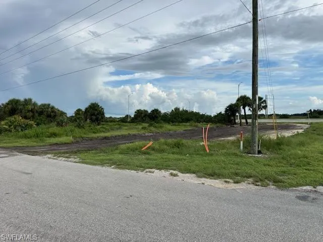 3300 Meadow Rd, Lehigh Acres, Florida 33974