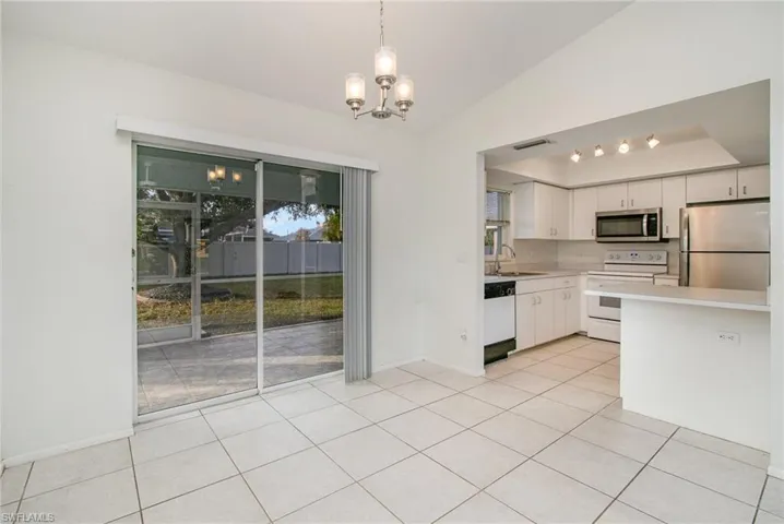 158 Se 19th St, Cape Coral Fl 33990