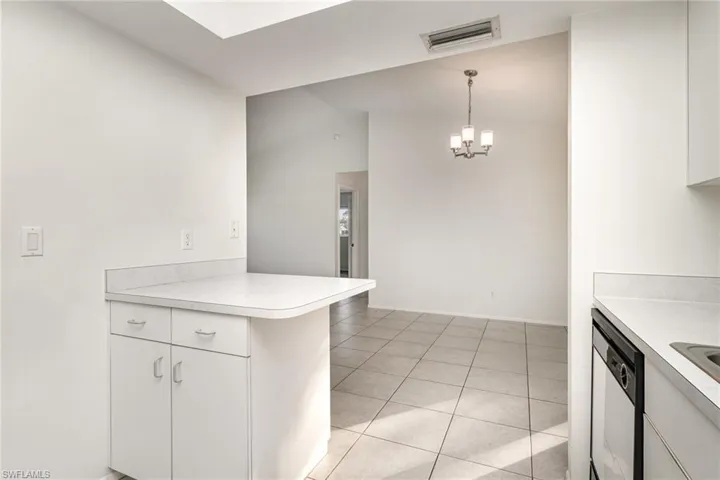 158 Se 19th St, Cape Coral Fl 33990