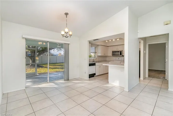 158 Se 19th St, Cape Coral Fl 33990