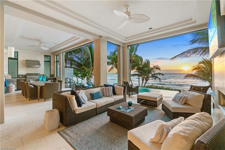 Fabulous outdoor space to enjoy on the Gulf of Mexico