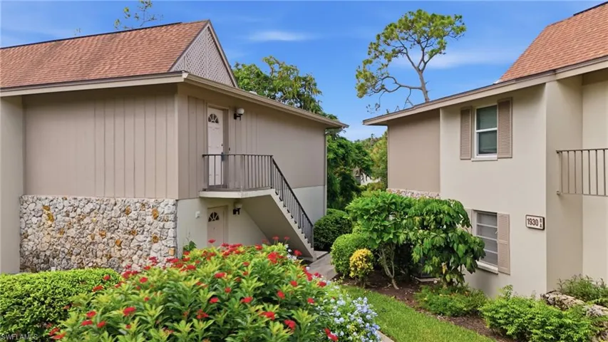 1940 Bald Eagle Dr 206-b, Naples, Florida 34105