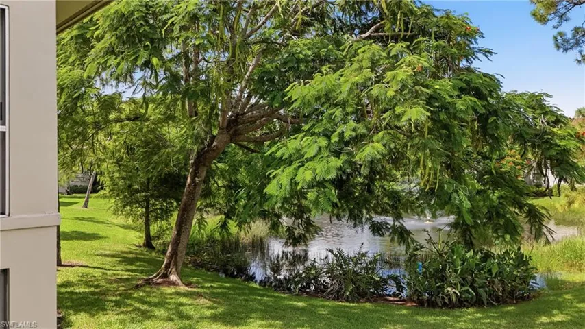 1940 Bald Eagle Dr 206-b, Naples, Florida 34105