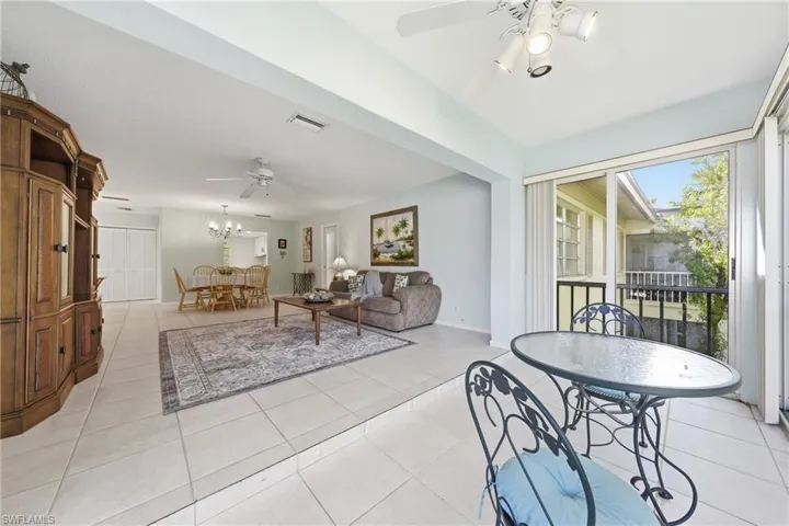 1940 Bald Eagle Dr 206-b, Naples, Florida 34105