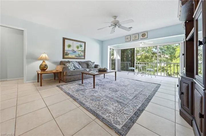 1940 Bald Eagle Dr 206-b, Naples, Florida 34105