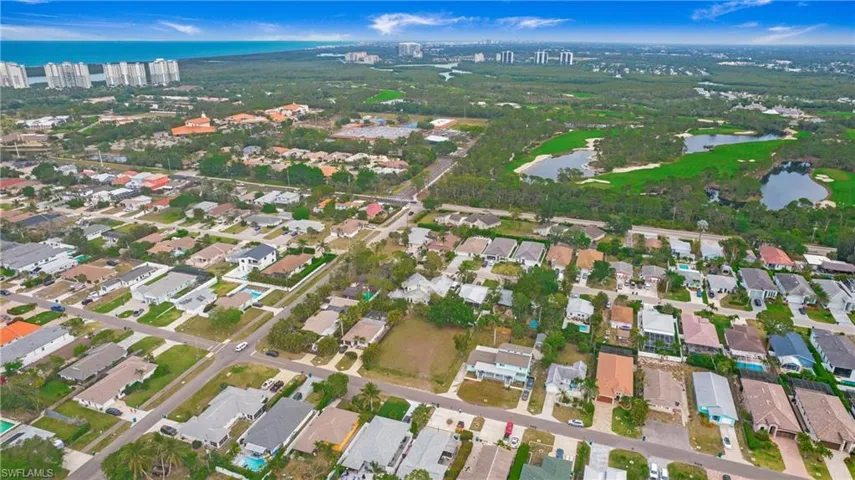 713  109th N AVE, Naples, FL 34108