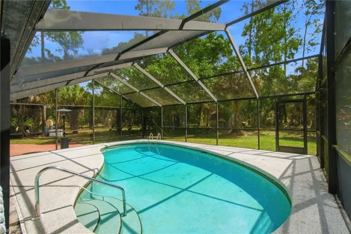 3670  27th SW AVE, Naples, FL 34117