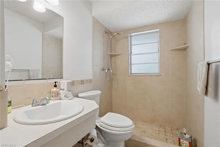 3670  27th SW AVE, Naples, FL 34117