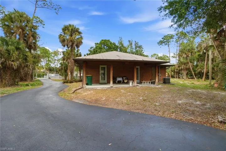 3670  27th SW AVE, Naples, FL 34117