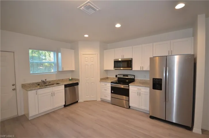 3341 Willard St, Fort Myers, Florida 33916