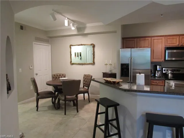 12936 Violino Ln 206, Naples, Florida 34105