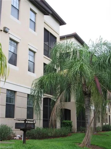 12936 Violino Ln 206, Naples, Florida 34105