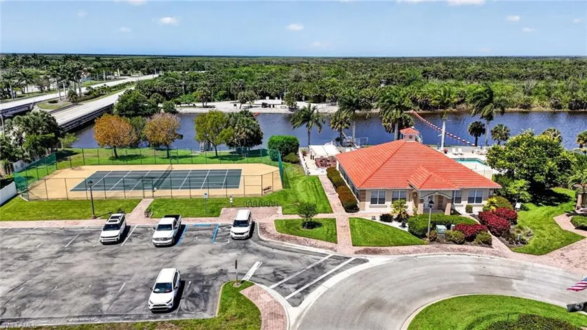 25009 Peacock Ln 1-201, Naples, Florida 34114