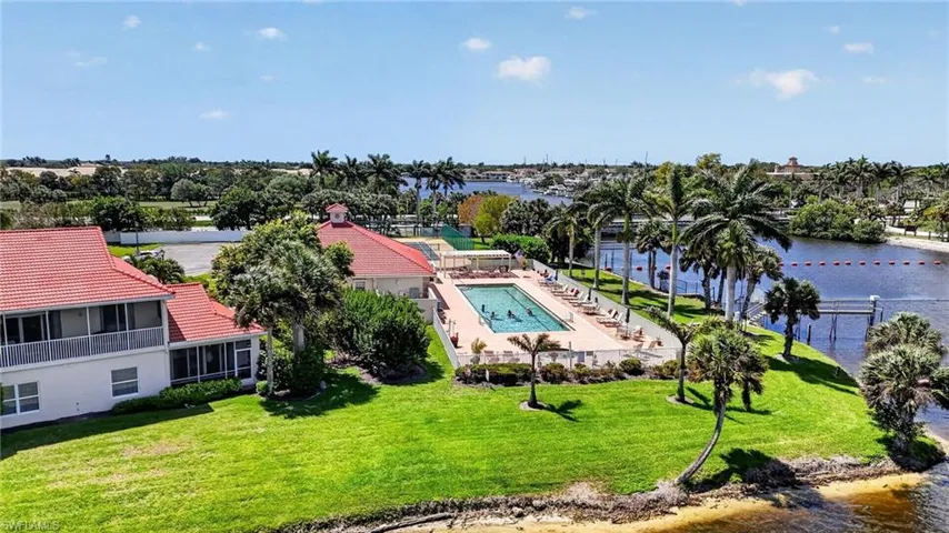 25009 Peacock Ln 1-201, Naples, Florida 34114