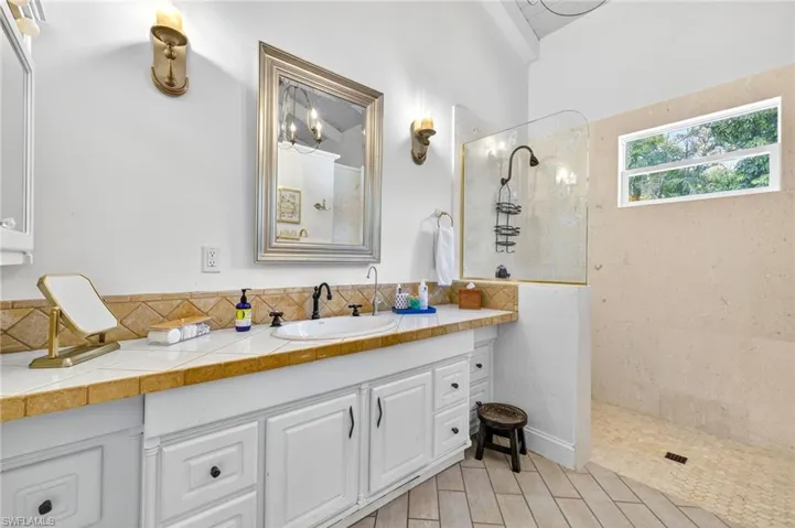 111  Caribbean  RD, Naples, FL 34108