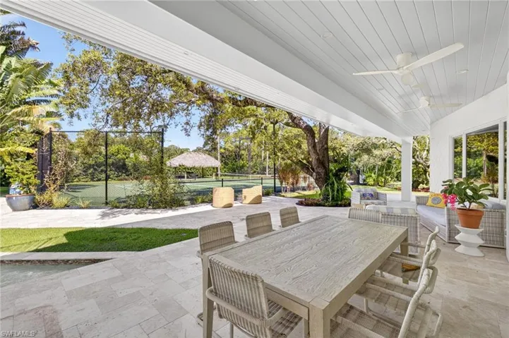 111  Caribbean  RD, Naples, FL 34108