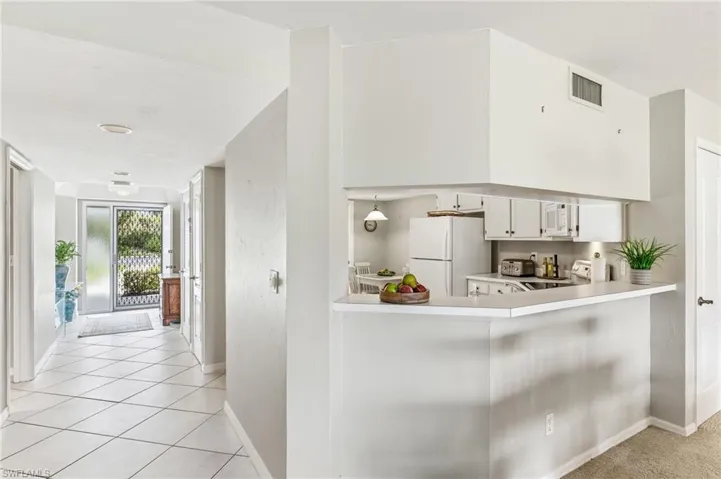 Breakfast bar