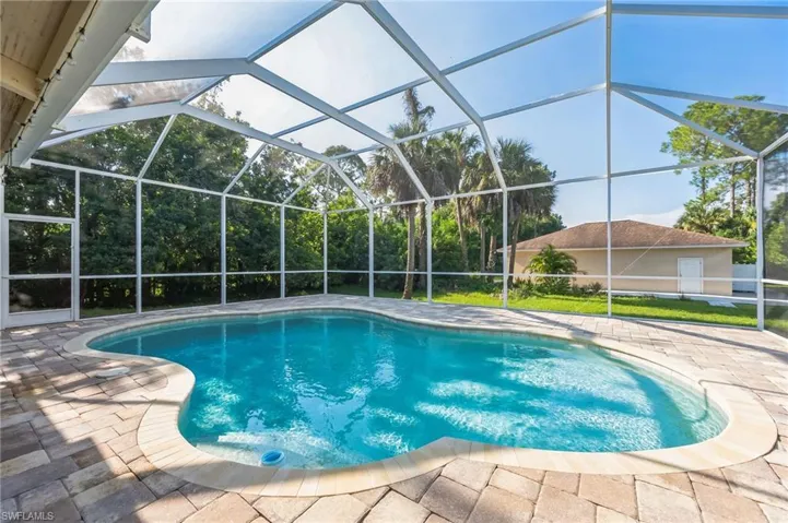 4240 1st Ave Sw, Naples Fl 34119