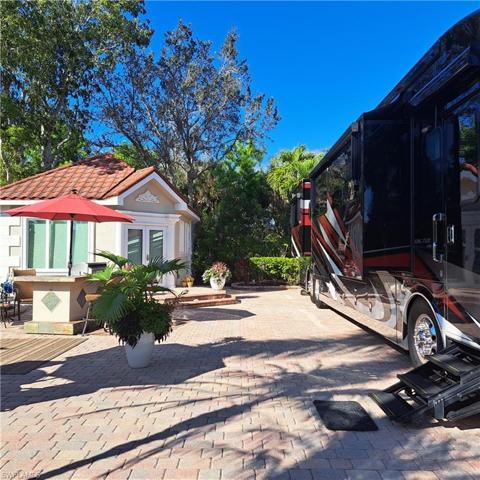 4790  Southern Breeze  DR, NAPLES, FL 34114