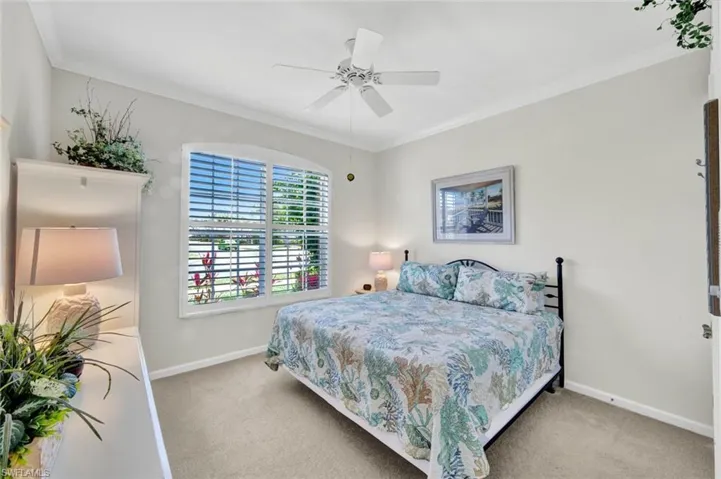 16208 Parque Ln, Naples, Florida 34110