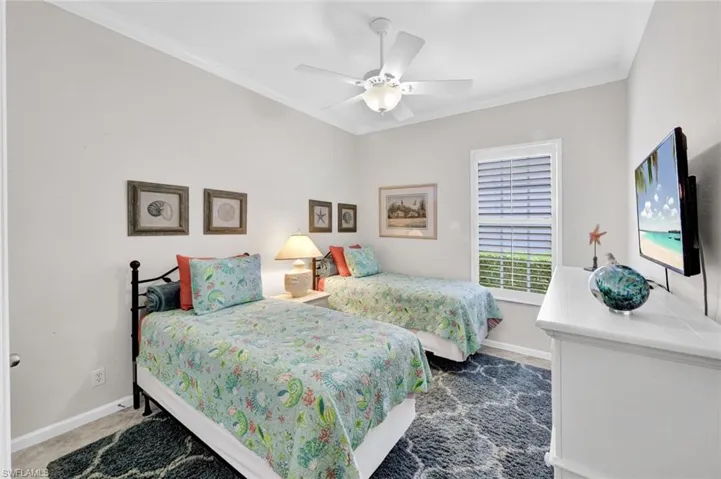 16208 Parque Ln, Naples, Florida 34110