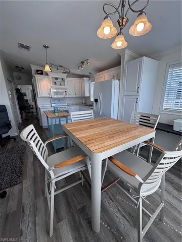 19681 Summerlin Rd 405, Fort Myers, Florida 33908