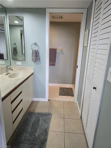 7129 Lakeridge View Ct 302, Fort Myers, Florida 33907