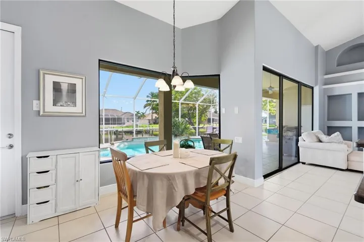 Breakfast Nook