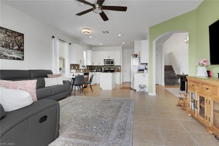 1557 Birdie Dr, Naples, Florida 34120