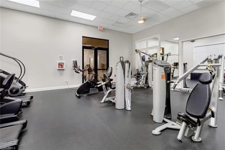 1557 Birdie Dr, Naples, Florida 34120