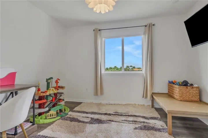 1557 Birdie Dr, Naples, Florida 34120