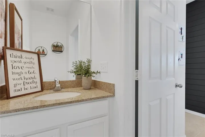 1557 Birdie Dr, Naples, Florida 34120